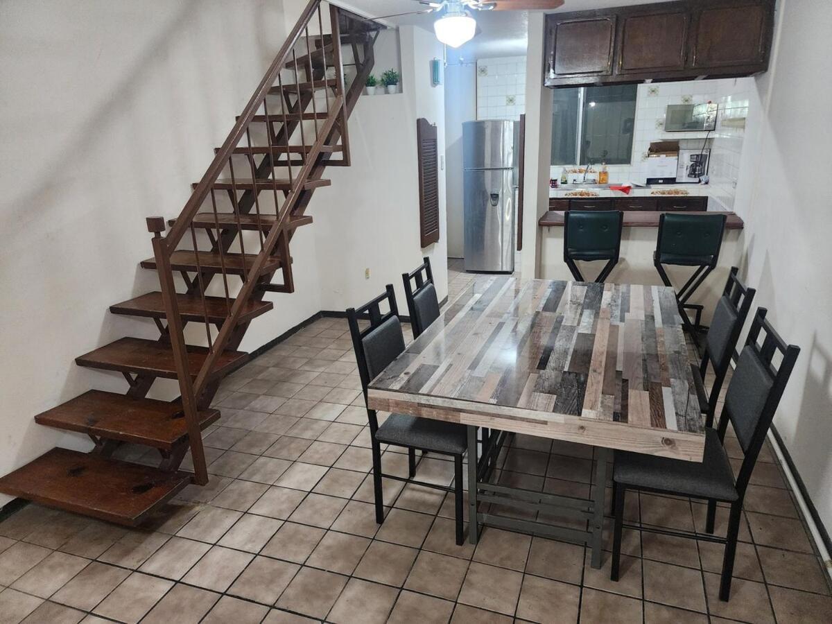 Сasa de vacaciones Your Charming Vacation Home, To Yourself! Monterrey
